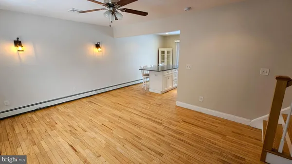 $2,800 | 213 8th Street, Barnegat, NJ 08005