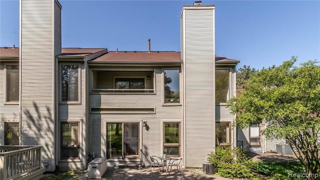 620 Ashley Circle, Unit 81 Rochester Hills, MI 48307 - Photo 4 of 45