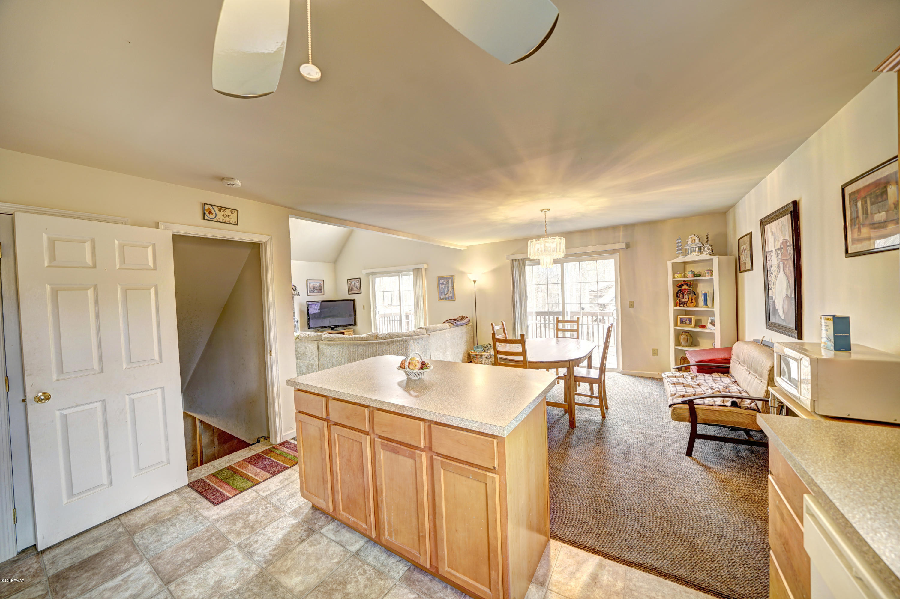 122 Laurel Road Lackawaxen, PA 18435 - Photo 9 of 33 Kitchen/Dining