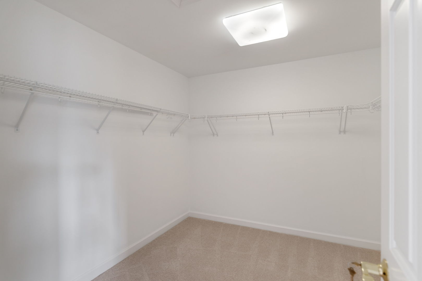 475 South Commons Court Deerfield, IL 60015 - Photo 12 of 17