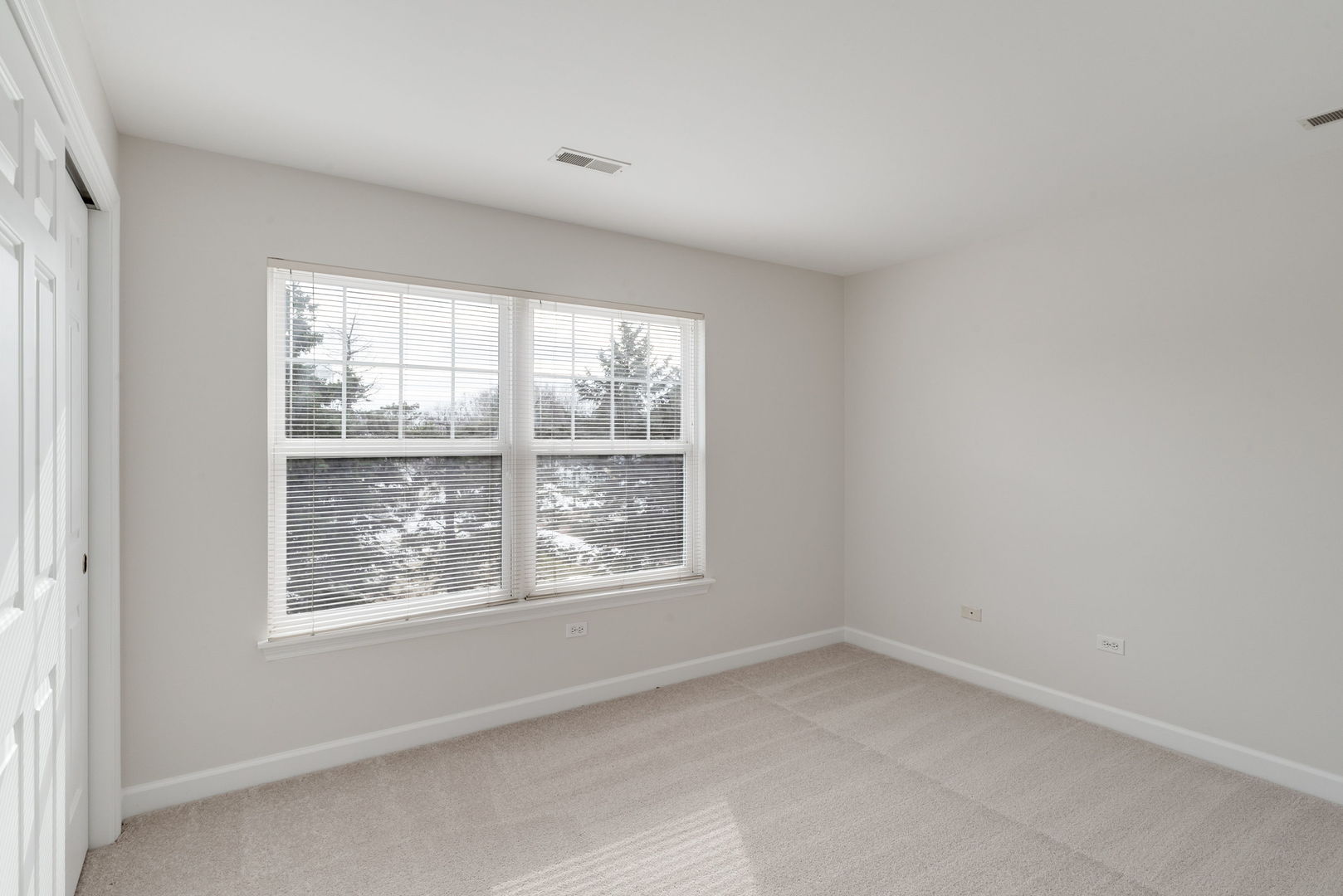 475 South Commons Court Deerfield, IL 60015 - Photo 14 of 17