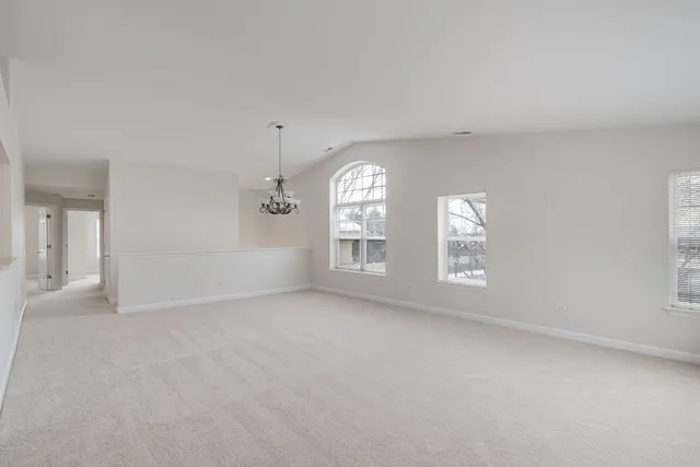 $3,400 | 475 South Commons Court, Deerfield, IL 60015