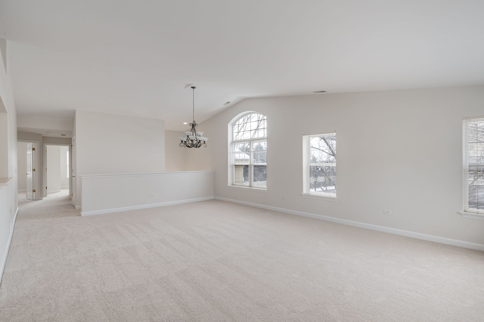 475 South Commons Court Deerfield, IL 60015 - Photo 8 of 17