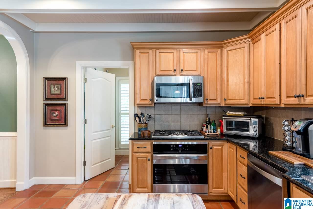 808 Park View Circle Birmingham, AL 35242 - Photo 12 of 50
