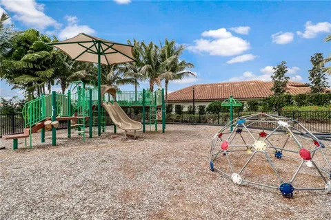 $499,000 | 9524 Isla Bella Circle, Bonita Springs, FL 34135