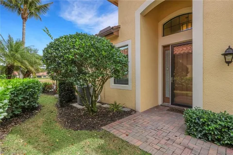 $499,000 | 9524 Isla Bella Circle, Bonita Springs, FL 34135