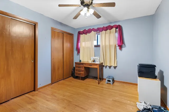 $250,000 | 1241 East 168th Street, South Holland, IL 60473