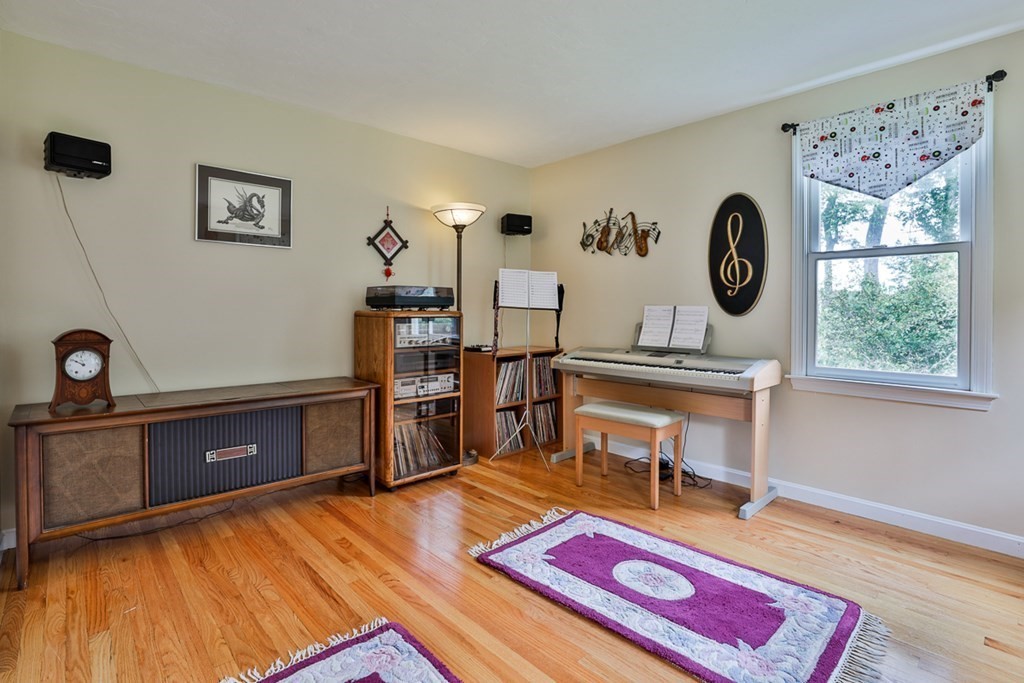 187 West Bare Hill Road Harvard, MA 01451 - Photo 23 of 42