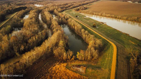 $1,650,000 | 1549 County Road 99, Sidon, MS 38954