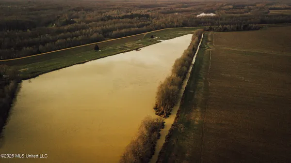 $1,650,000 | 1549 County Road 99, Sidon, MS 38954