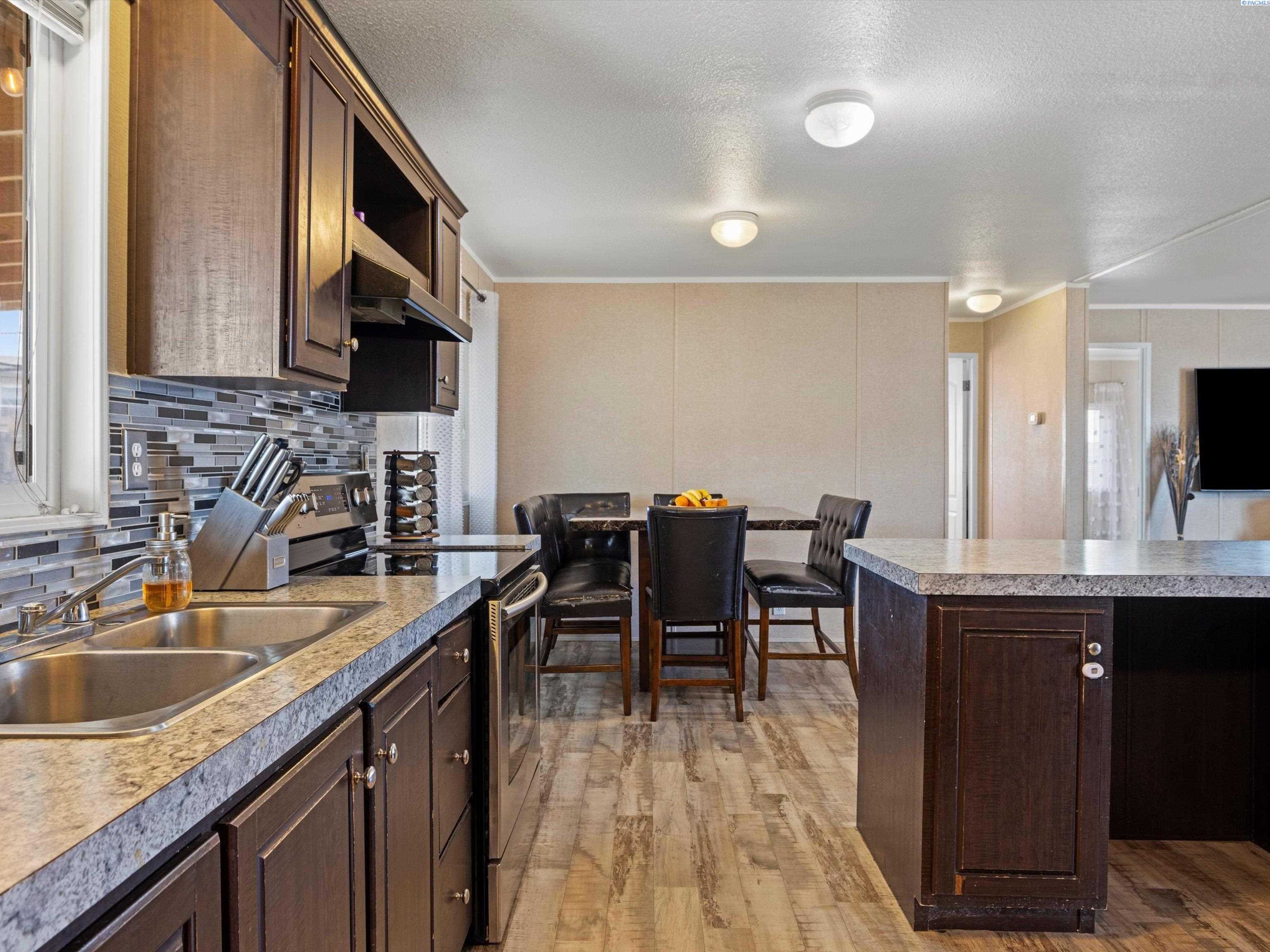 200802 East Game Farm Road, Unit 167 Kennewick, WA 99337 - Photo 10 of 26 Gallery Image 10