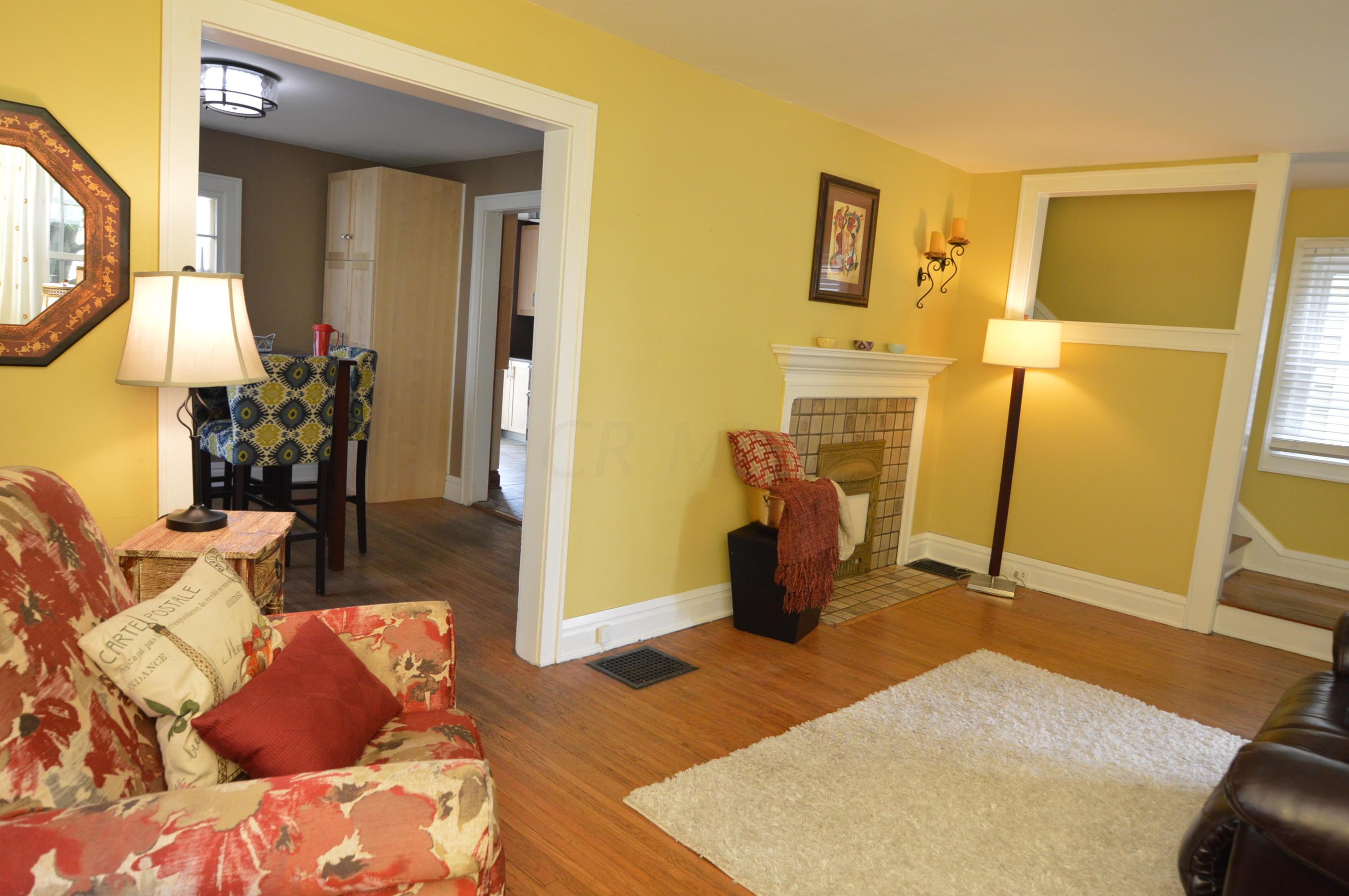 786 Gladden Road Columbus, OH 43212 - Photo 5 of 31