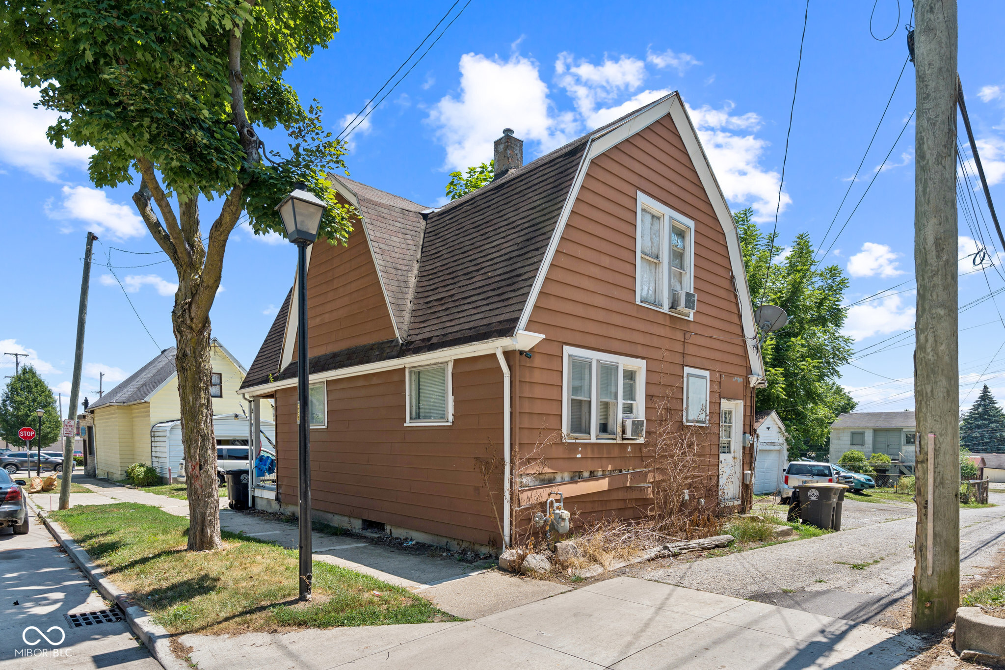 415 Huffman Street Fort Wayne, IN 46808 - Photo 2 of 15