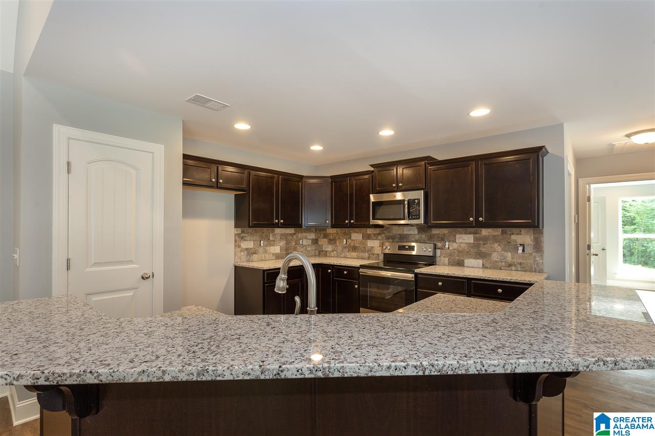 529 Hunters Xing Road Odenville, AL 35120 - Photo 11 of 35
