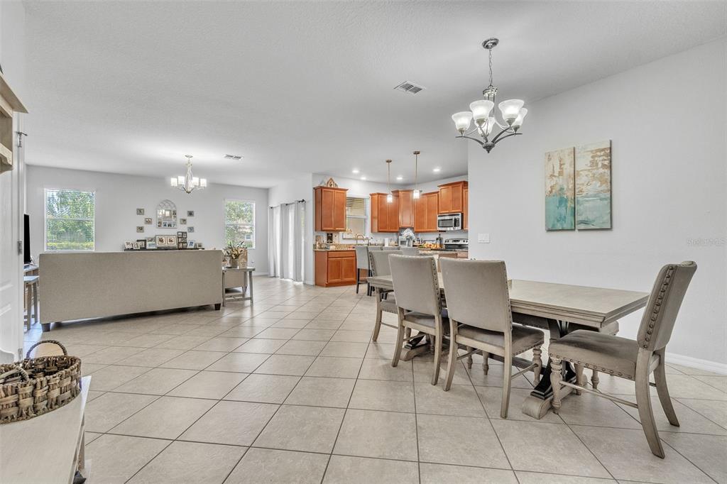 3256 Rodrick Circle Orlando, FL 32824 - Photo 11 of 37