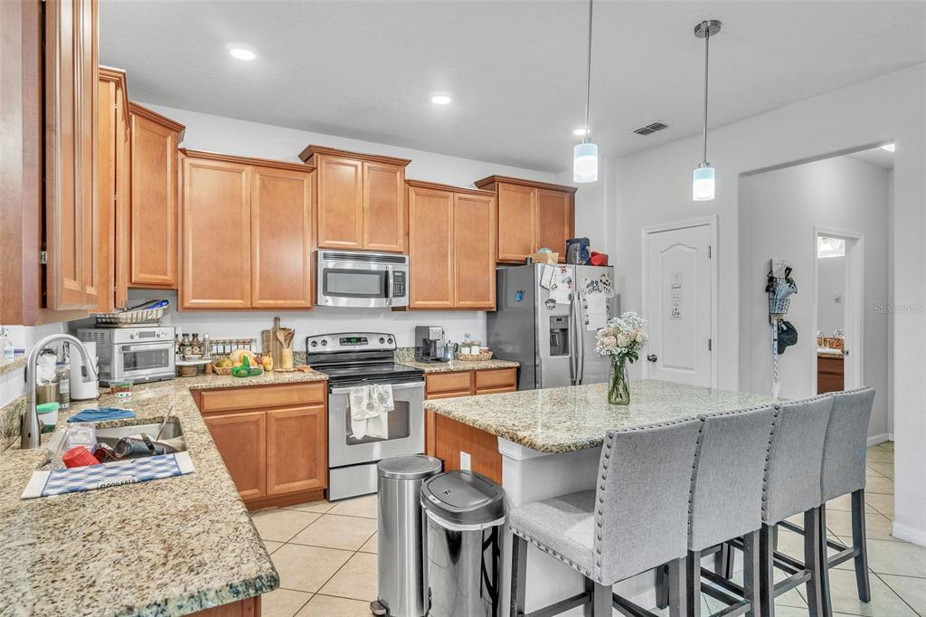 3256 Rodrick Circle Orlando, FL 32824 - Photo 13 of 37