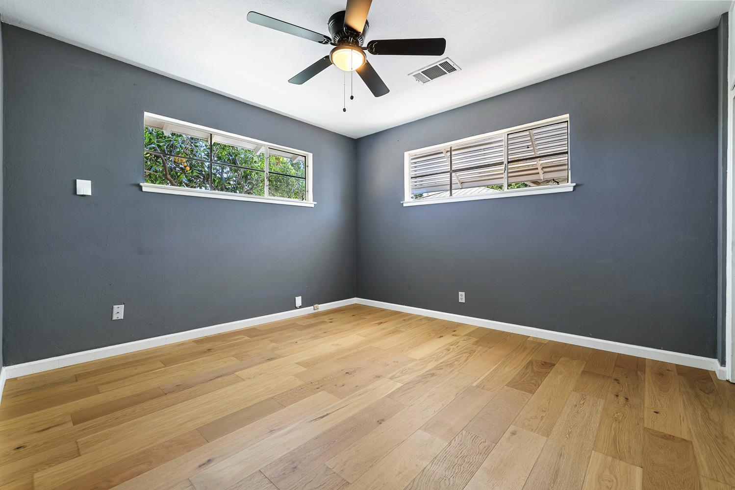 1825 West Griffith Way Fresno, CA 93705 - Photo 12 of 30