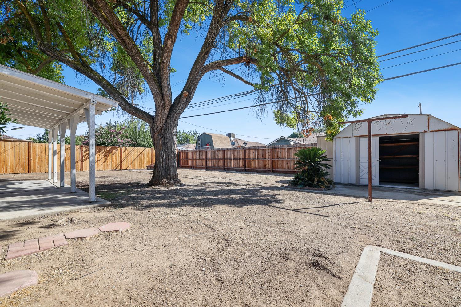 1825 West Griffith Way Fresno, CA 93705 - Photo 18 of 30