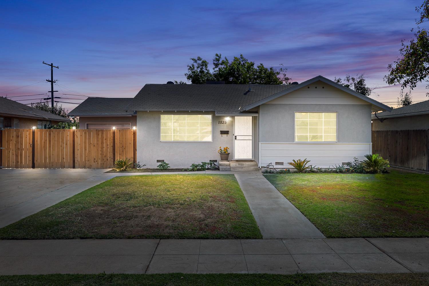 1825 West Griffith Way Fresno, CA 93705 - Photo 2 of 30