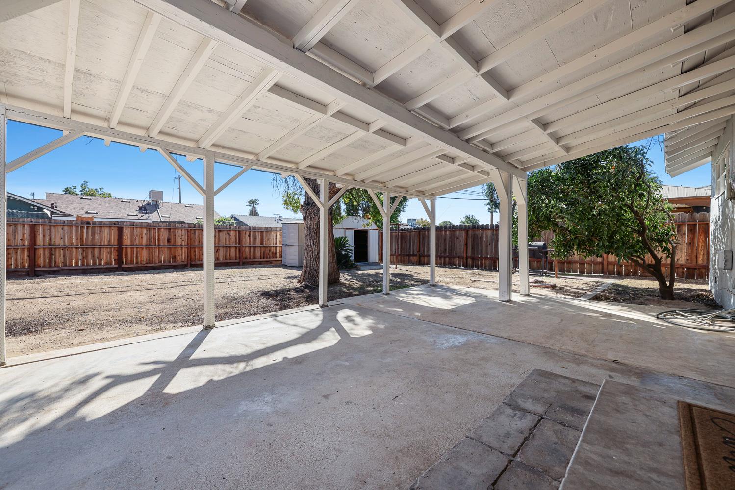 1825 West Griffith Way Fresno, CA 93705 - Photo 29 of 30