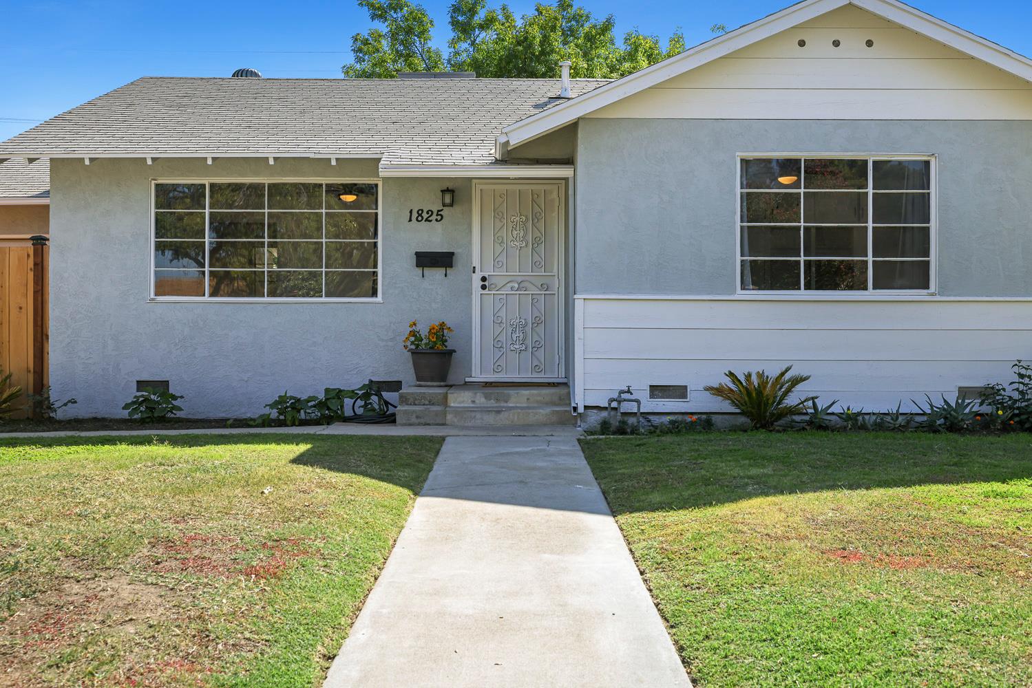 1825 West Griffith Way Fresno, CA 93705 - Photo 3 of 30