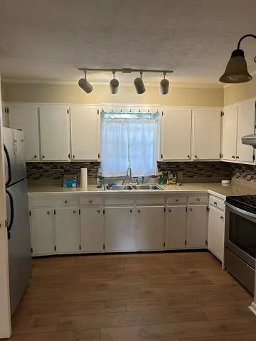 $1,800 | 621 Miller Street, Young Harris, GA 30582