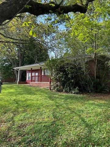 $1,800 | 621 Miller Street, Young Harris, GA 30582