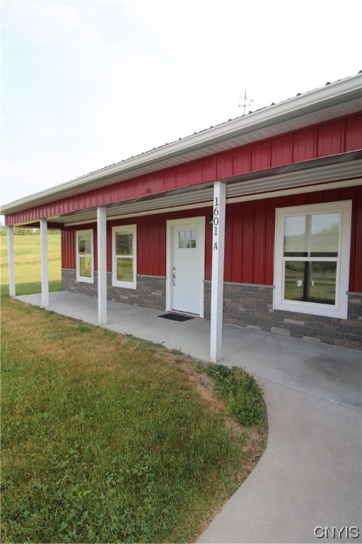 1601 Lighthouse Hill Road Cortlandville, NY 13077 - Photo 2 of 16