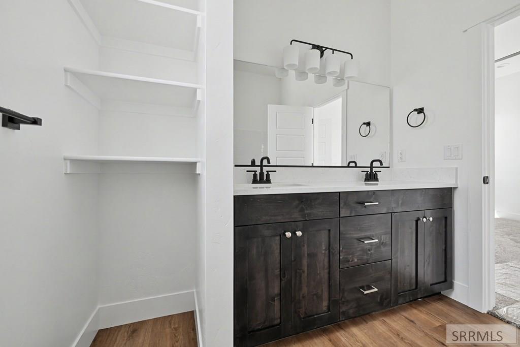 3148 Elixir Road Ammon, ID 83406 - Photo 5 of 14 Primary Ensuite