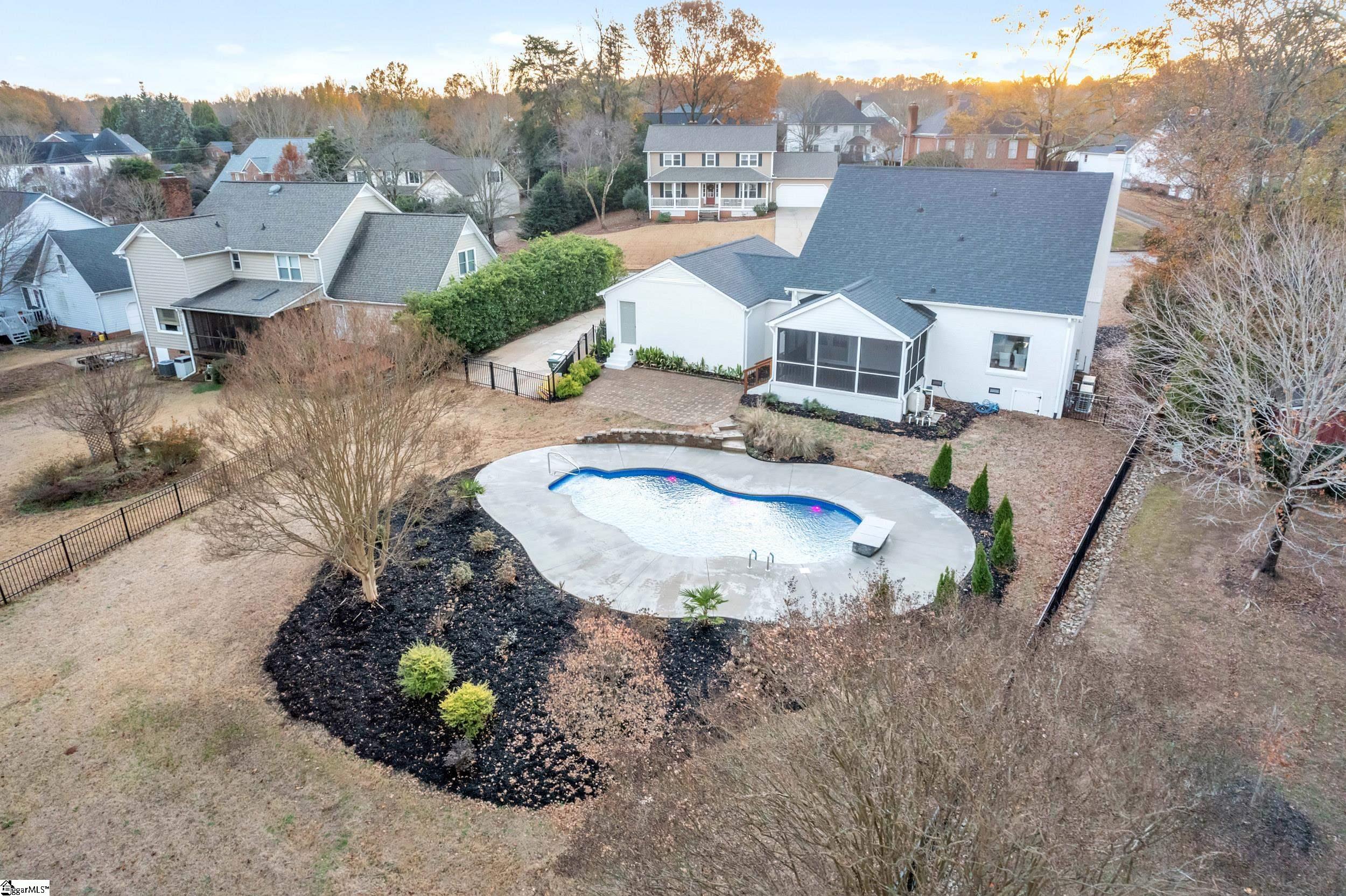 106 Wycliffe Drive Greer, SC 29650 - Photo 6 of 43