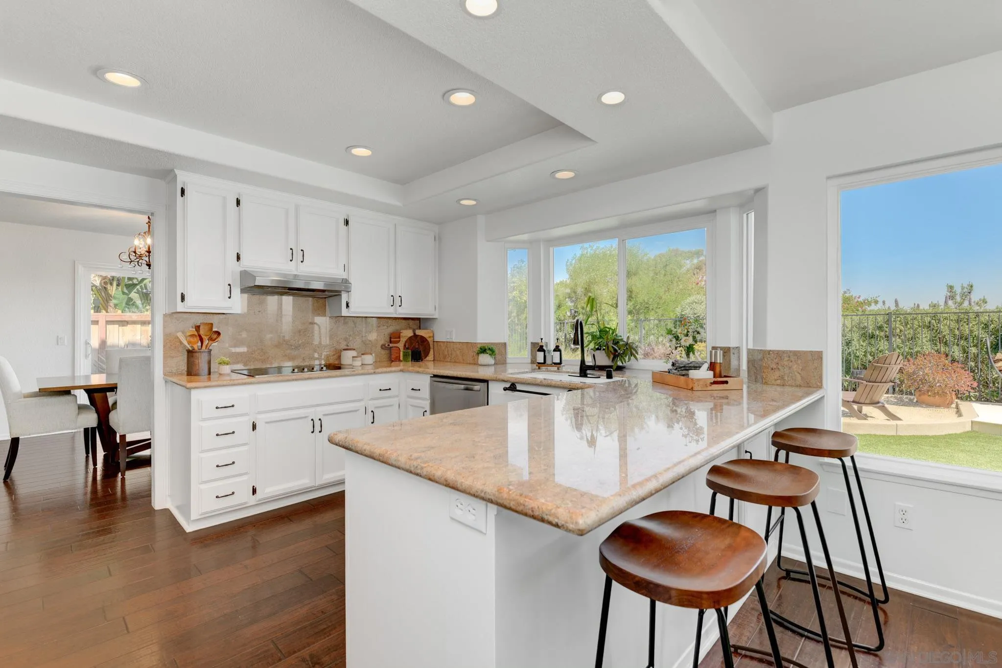 367 Via Andalusia Encinitas, CA 92024 - Photo 13 of 37