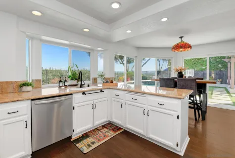 $2,195,000 | 367 Via Andalusia, Encinitas, CA 92024