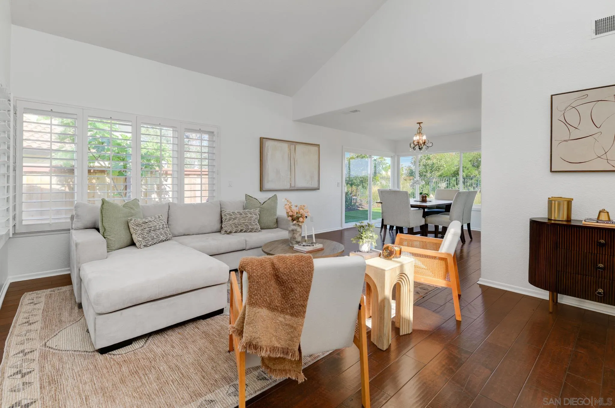 367 Via Andalusia Encinitas, CA 92024 - Photo 2 of 37