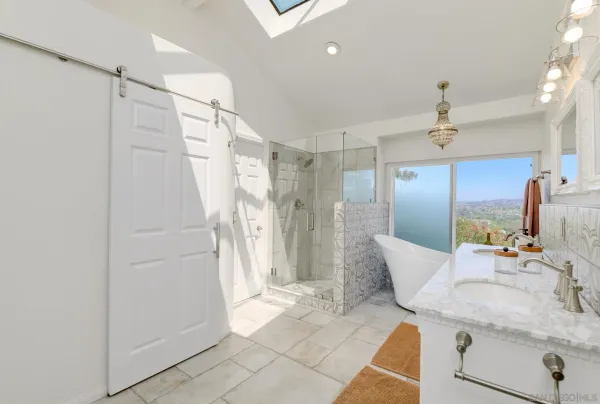 $2,195,000 | 367 Via Andalusia, Encinitas, CA 92024
