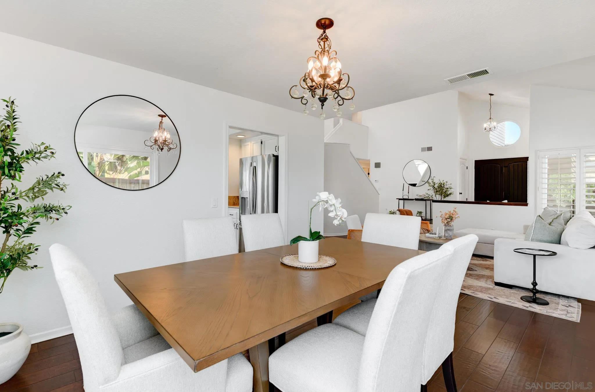 367 Via Andalusia Encinitas, CA 92024 - Photo 6 of 37