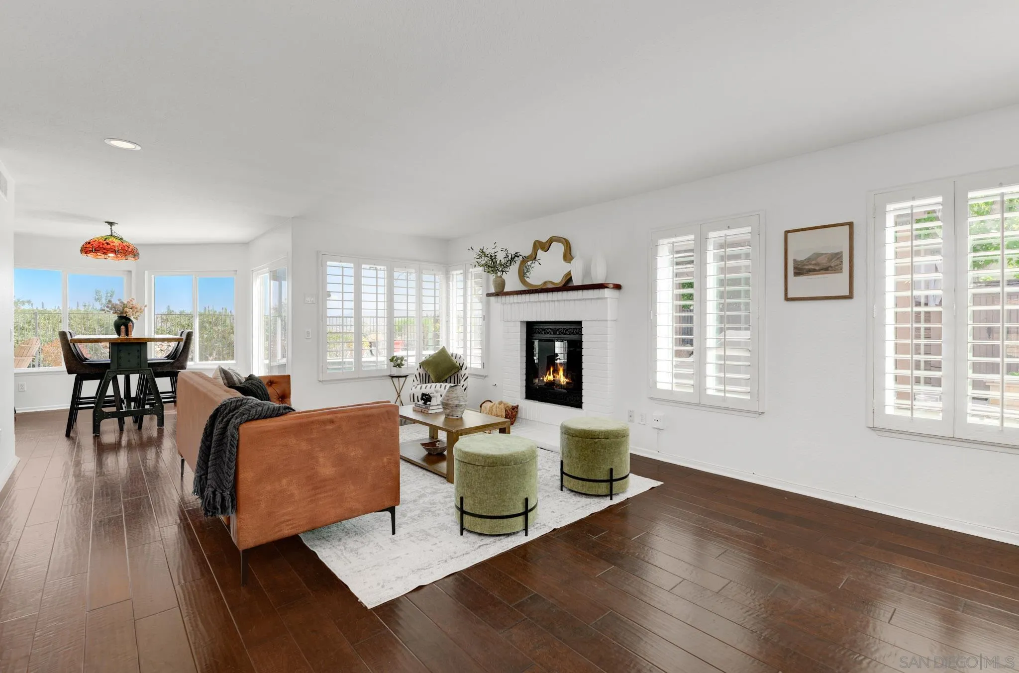 367 Via Andalusia Encinitas, CA 92024 - Photo 7 of 37