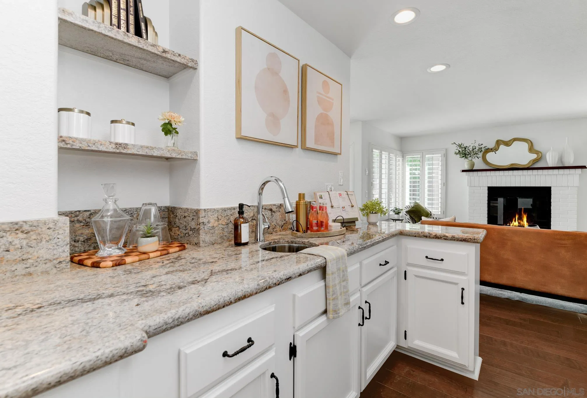 367 Via Andalusia Encinitas, CA 92024 - Photo 10 of 37