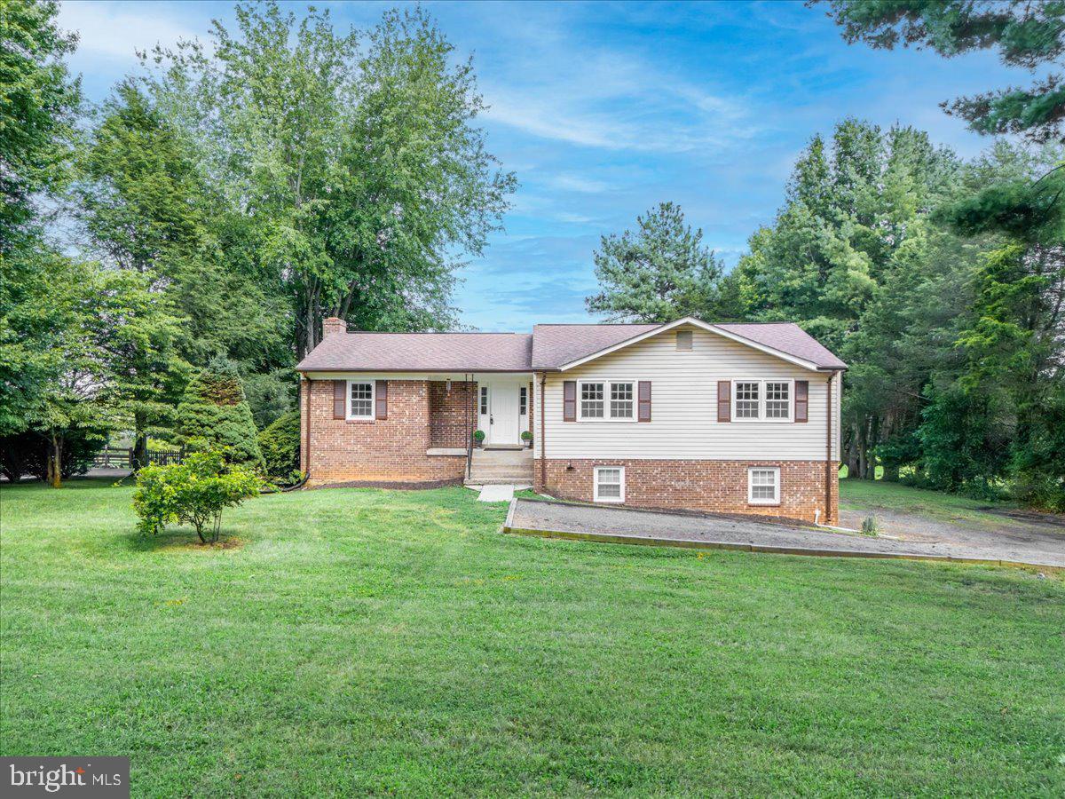 6793 Riley Road Warrenton, VA 20187 - Photo 1 of 62 Gallery Image 1