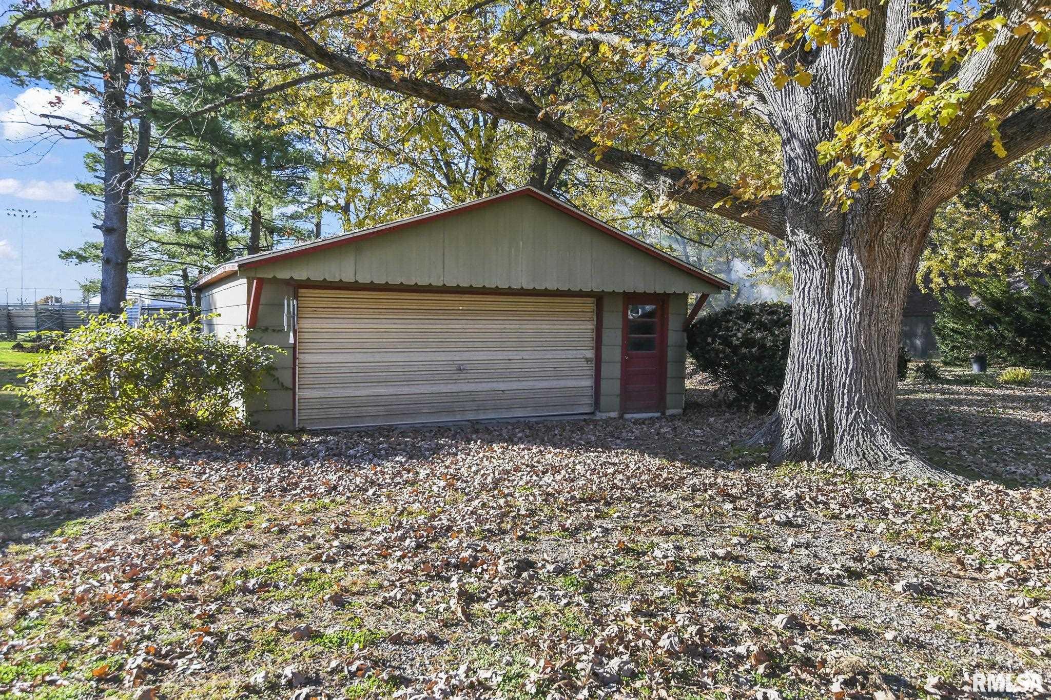 405 North Walnut Street Rochester, IL 62563 - Photo 29 of 31