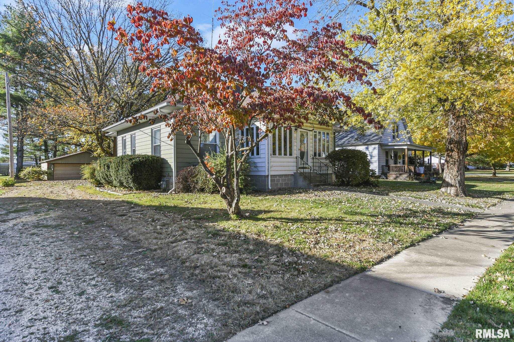 405 North Walnut Street Rochester, IL 62563 - Photo 4 of 31