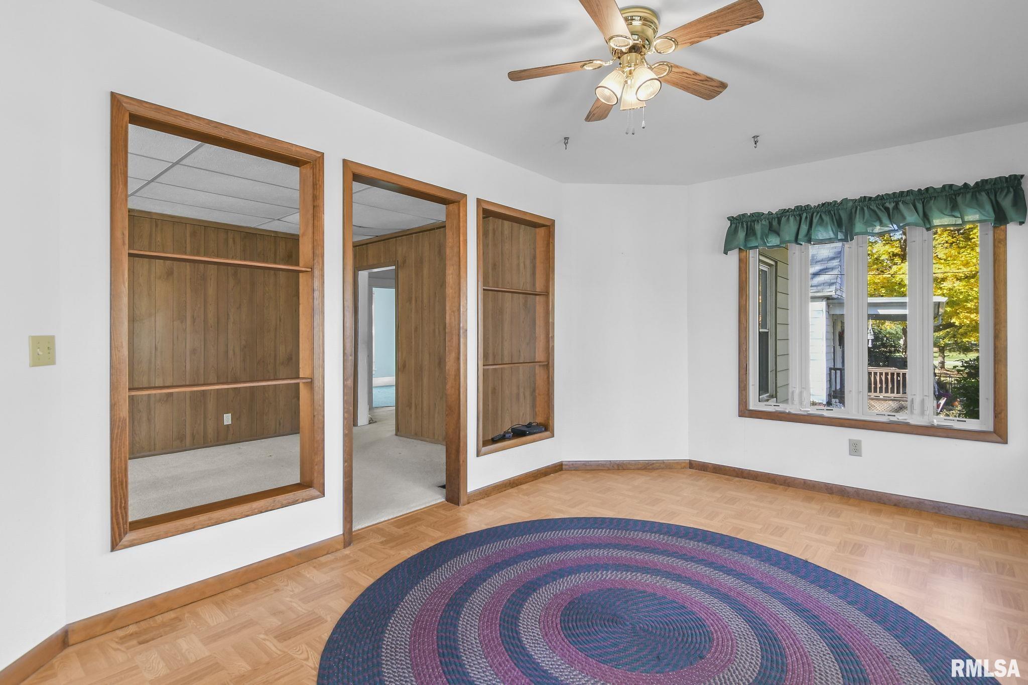 405 North Walnut Street Rochester, IL 62563 - Photo 7 of 31