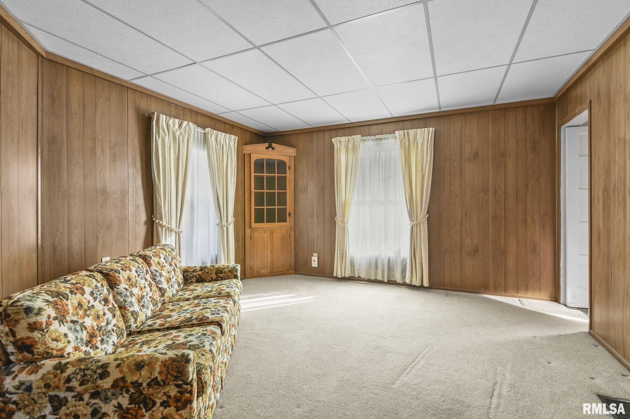 405 North Walnut Street Rochester, IL 62563 - Photo 10 of 31