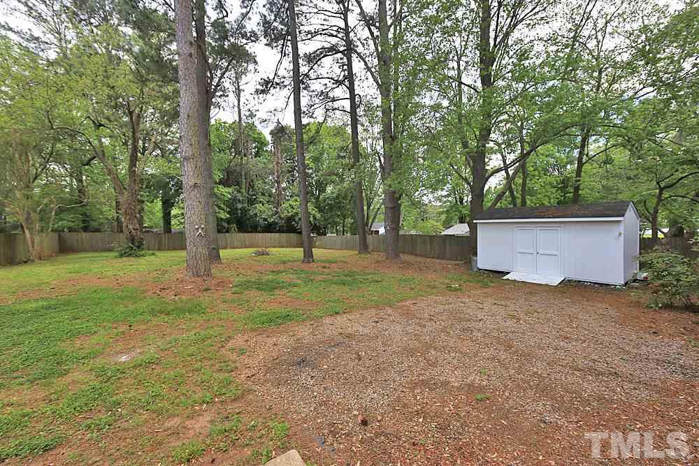5129 Melbourne Road Raleigh, NC 27606 - Photo 12 of 13 Gallery Image 12
