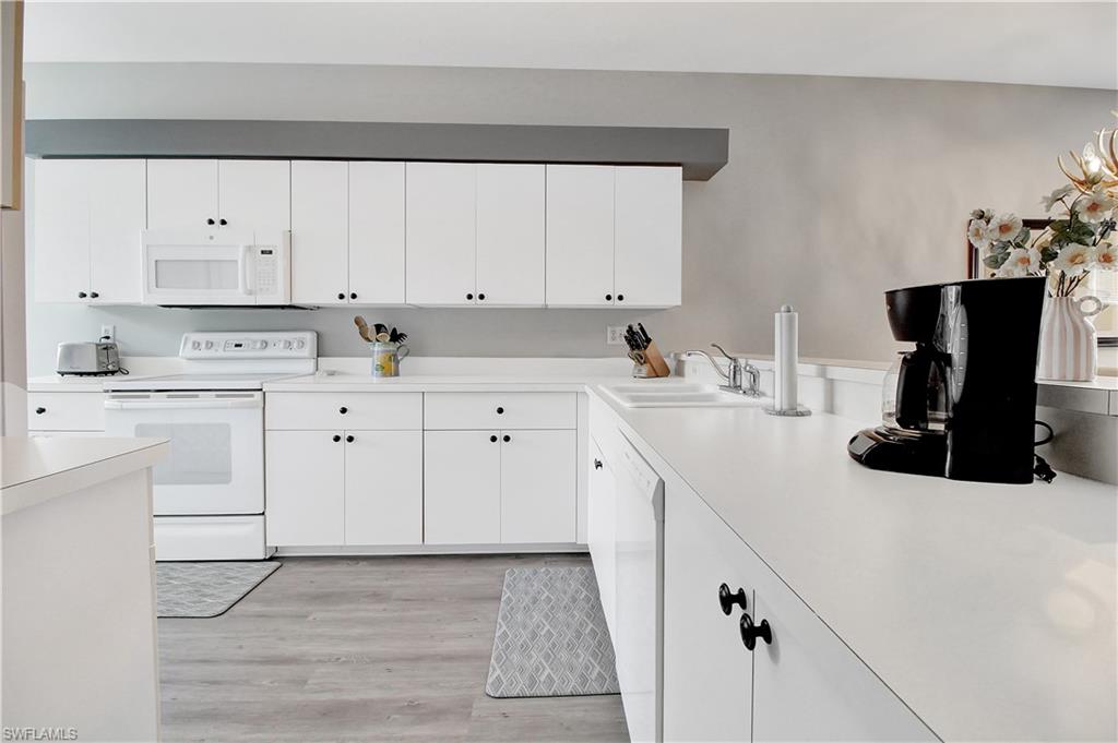 8680 Cedar Hammock Circle, Unit 121 Naples, FL 34112 - Photo 8 of 46