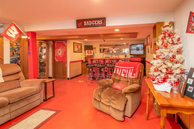 $224,900 | 614 Carrington Street, Waupun, WI 53963