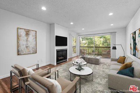 $660,000 | 7211 Raintree Circle, Unit 211, Culver City, CA 90230