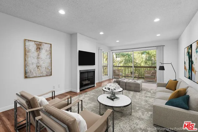 $660,000 | 7211 Raintree Circle, Unit 211, Culver City, CA 90230