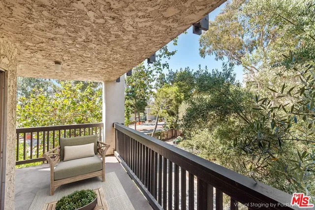 $660,000 | 7211 Raintree Circle, Unit 211, Culver City, CA 90230