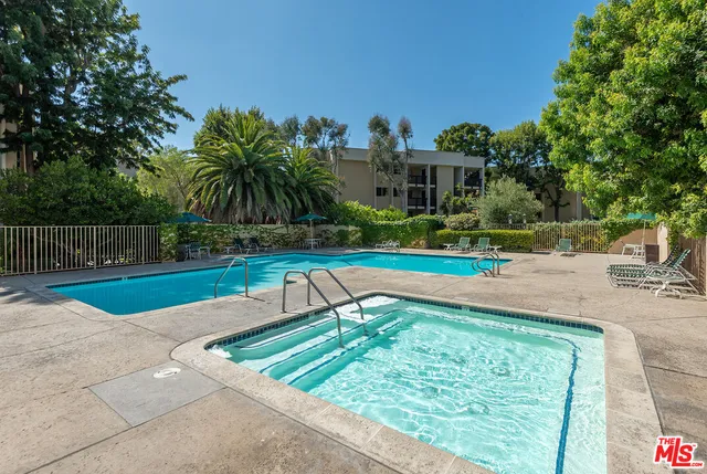 $660,000 | 7211 Raintree Circle, Unit 211, Culver City, CA 90230