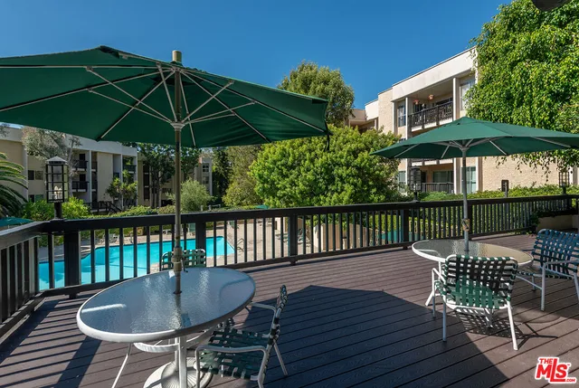 $660,000 | 7211 Raintree Circle, Unit 211, Culver City, CA 90230